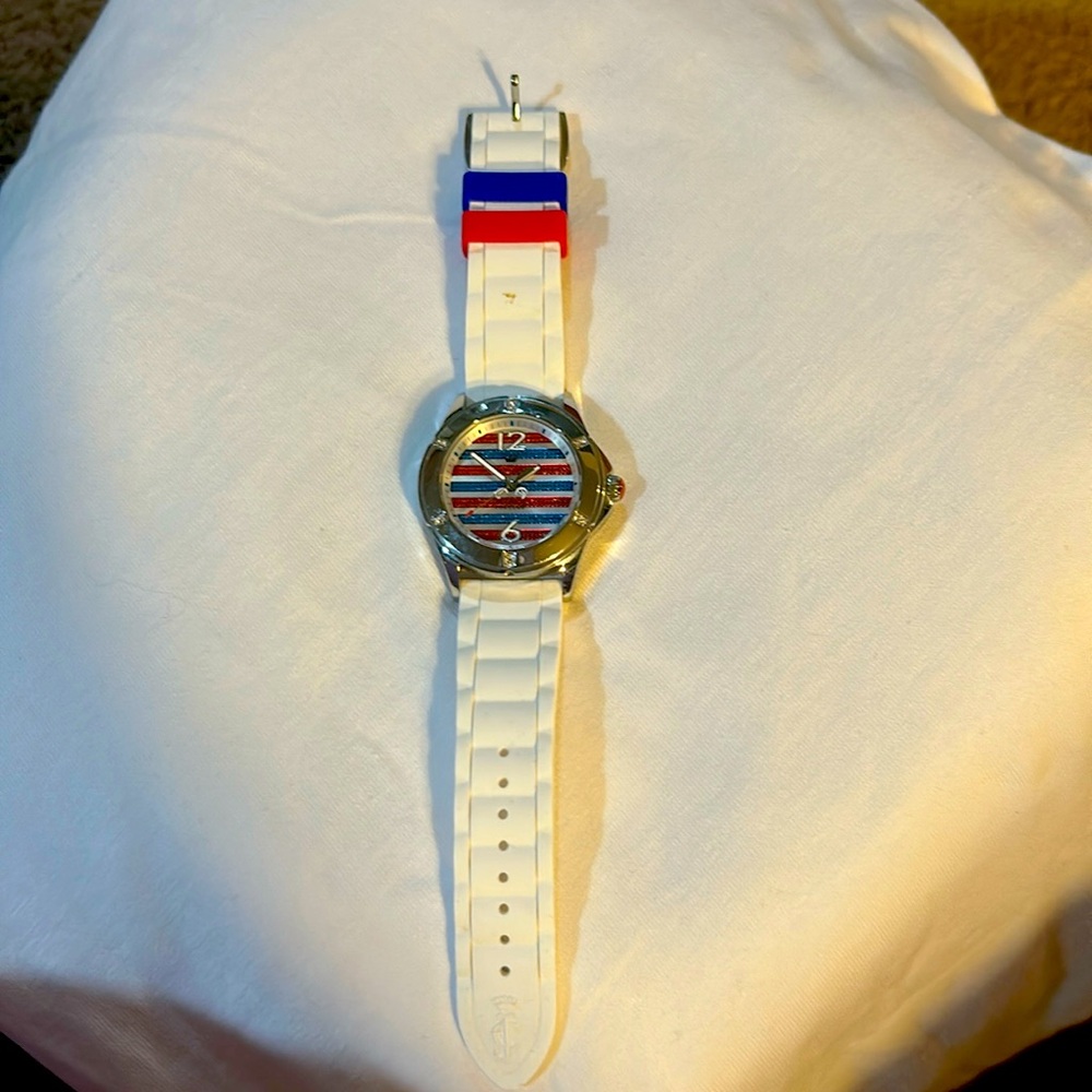 Juicy couture ladies watch in great condition!!!